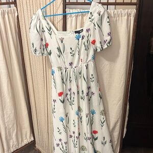 Slate & Willow Floral Puff Sleeve Maxi Dress